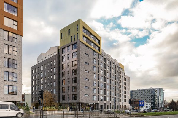 PJ-Islington-Montage-0527-VP001-min-1-scaled